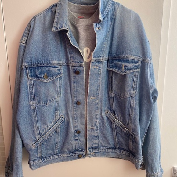 Men's Vintage Calvin Klein (subtle logo) Naturally Distressed Jean Jacket - XL - Picture 13 of 13